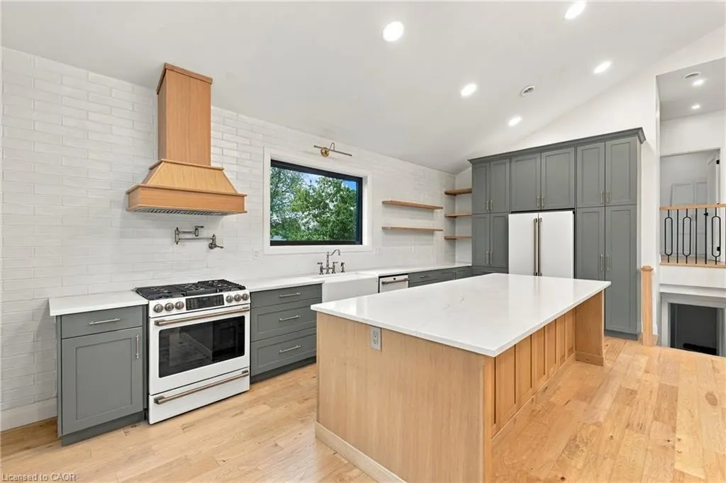 94 Bellingham Drive