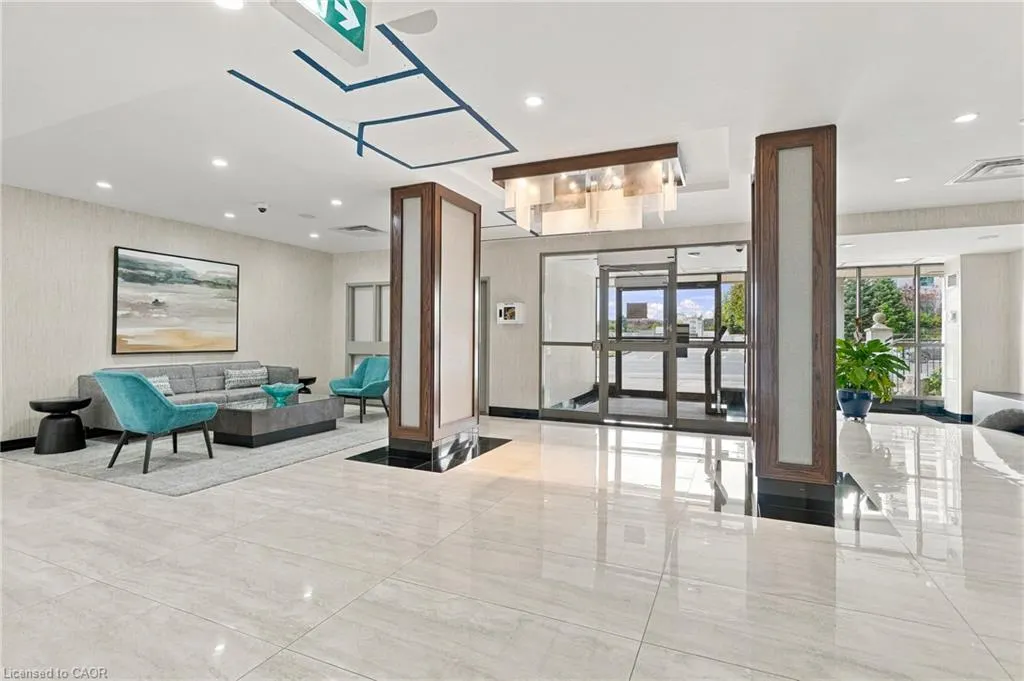 350 Rathburn Road W #808
