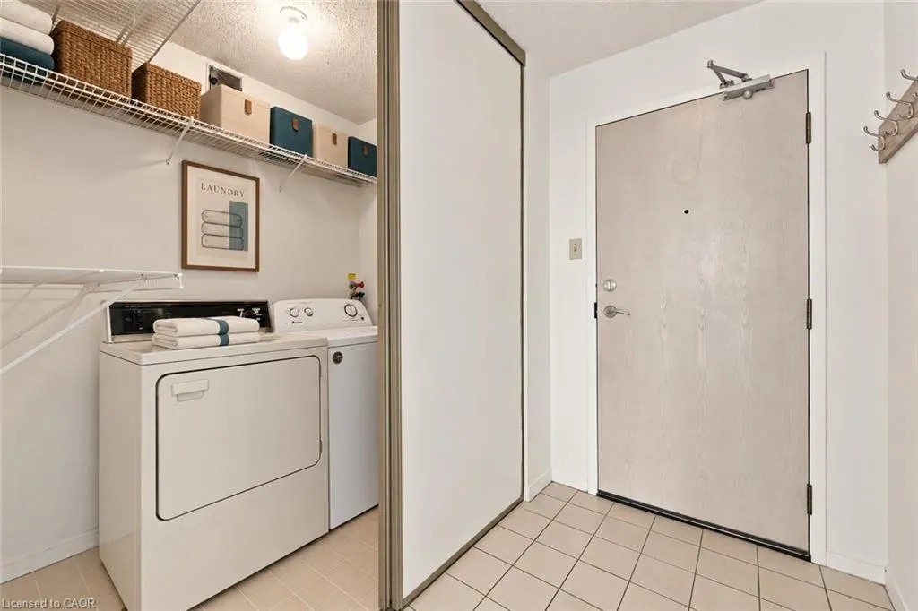 350 Rathburn Road W #808