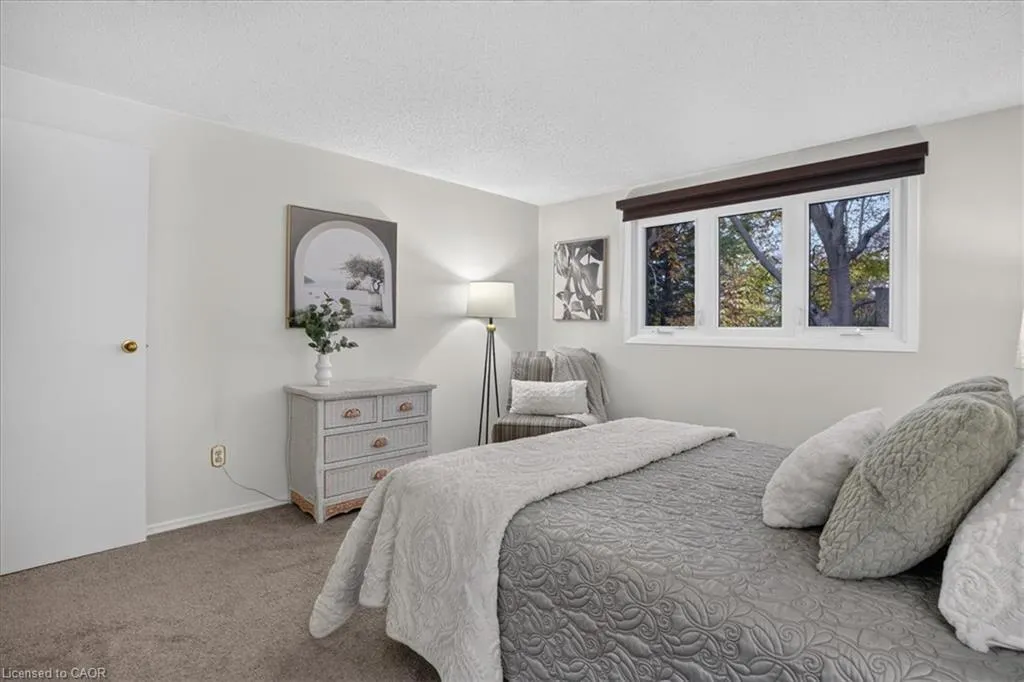 250 Kingswood Drive #6