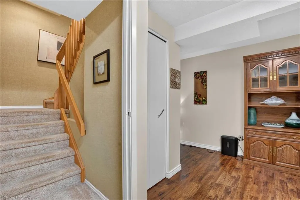 250 Kingswood Drive #6
