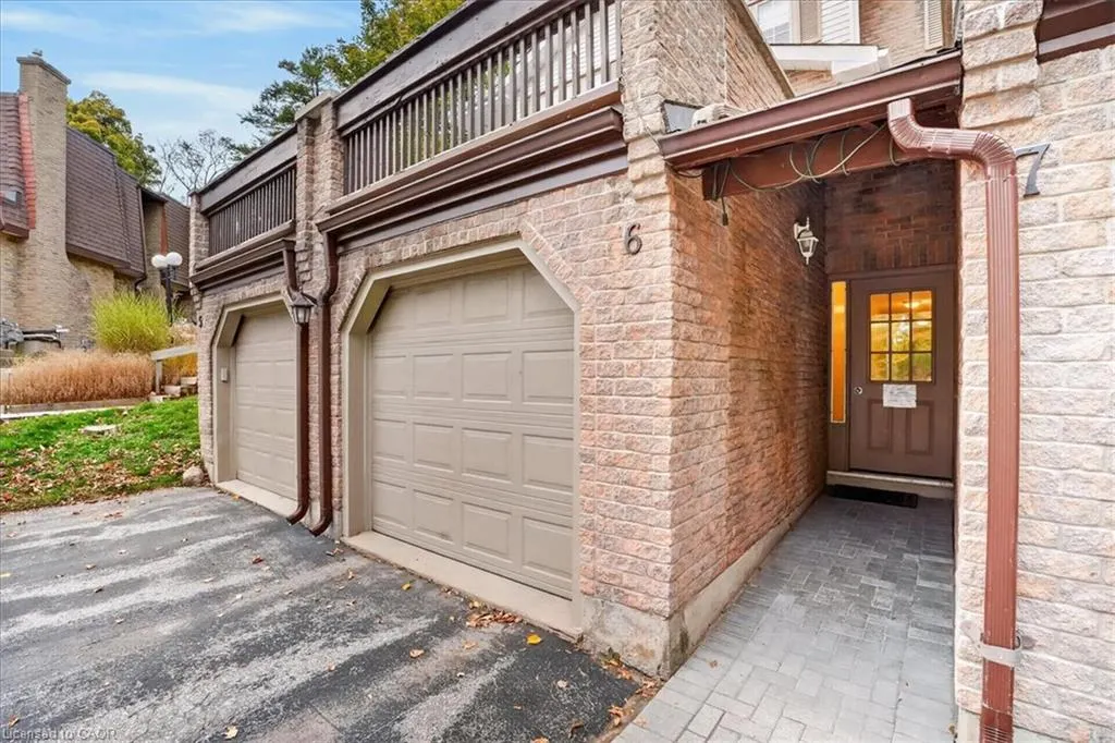 250 Kingswood Drive #6