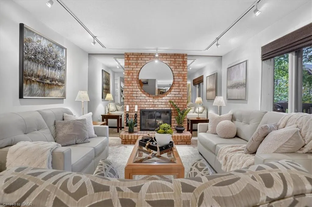 250 Kingswood Drive #6