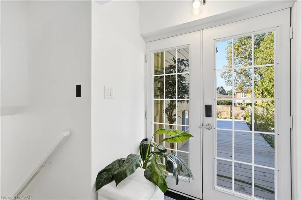 84 Elgar Avenue