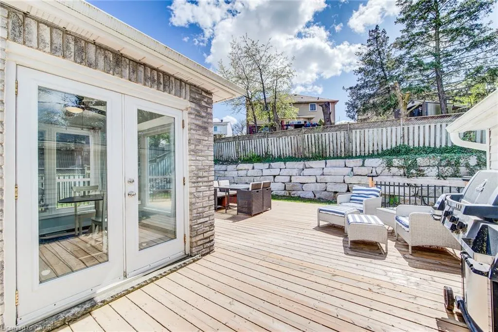 13 Gateview Drive