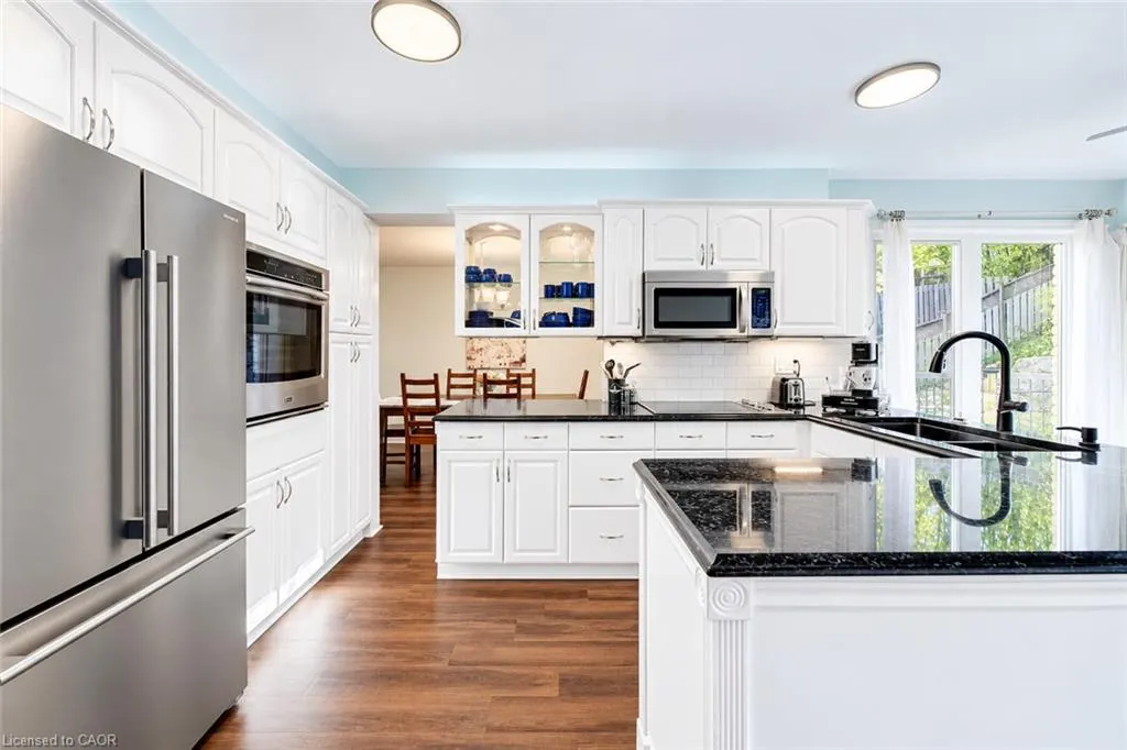13 Gateview Drive