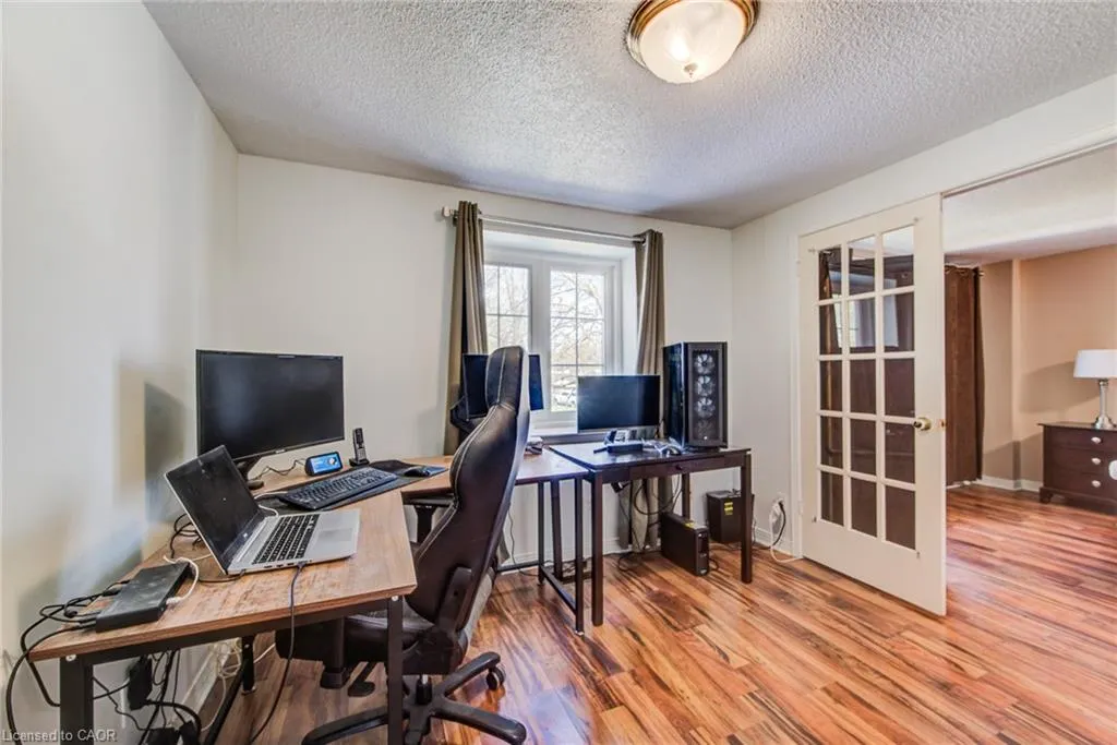 13 Gateview Drive