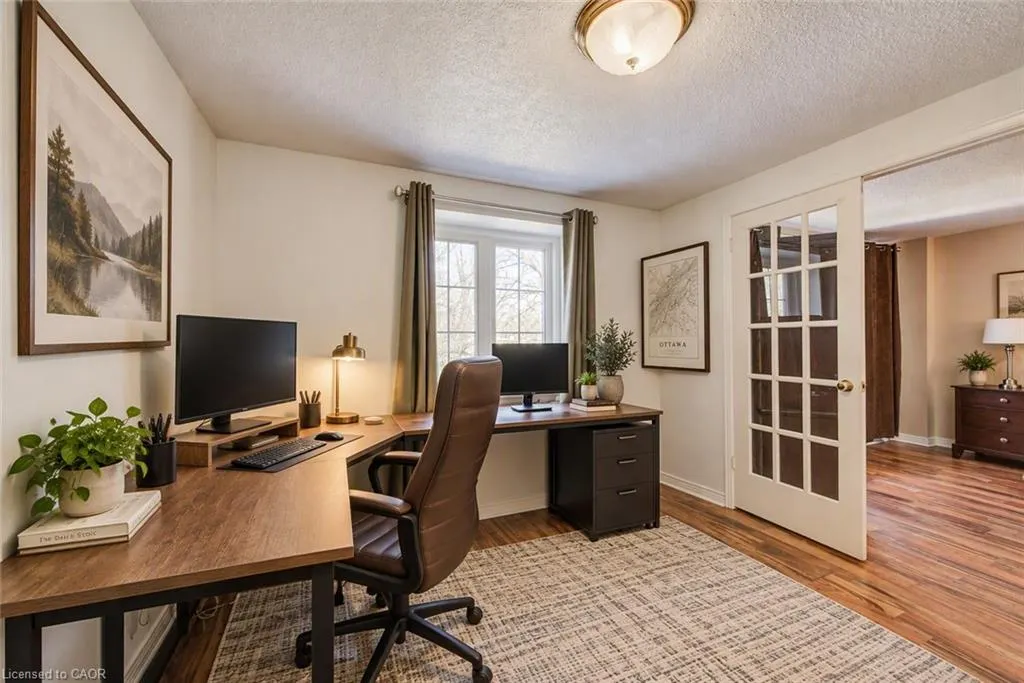 13 Gateview Drive