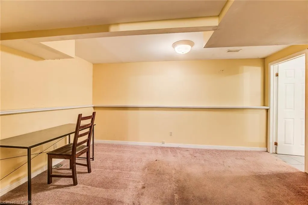 13 Gateview Drive