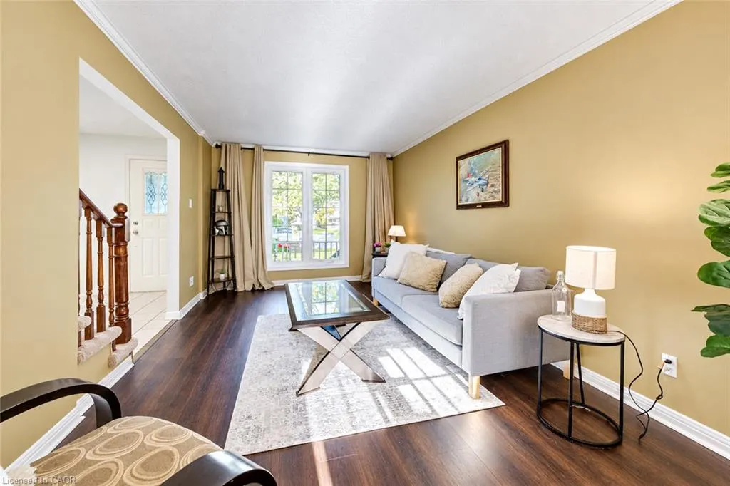 13 Gateview Drive