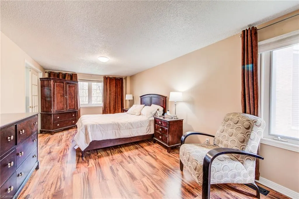 13 Gateview Drive