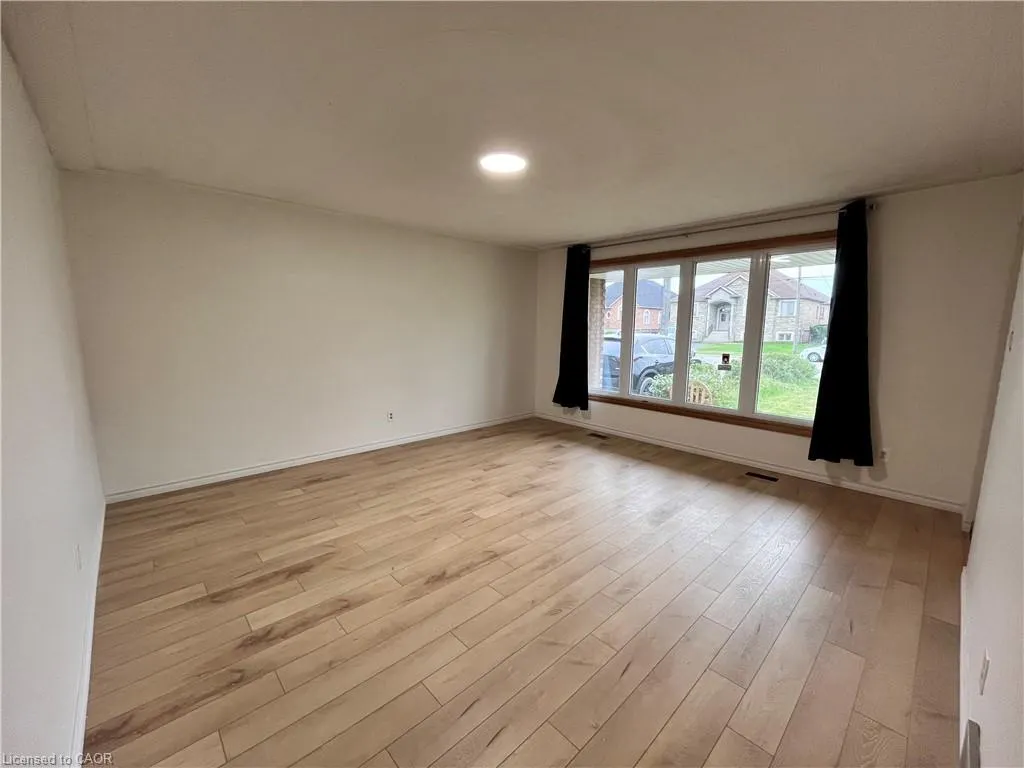 50 Limeridge Road W #Upper