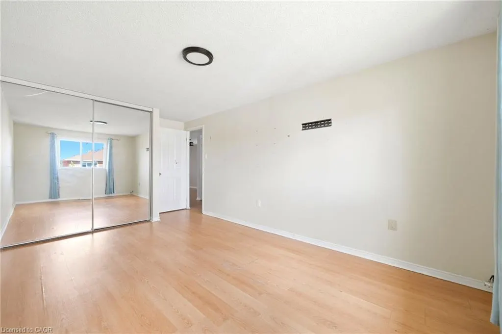 42 Geddes Crescent