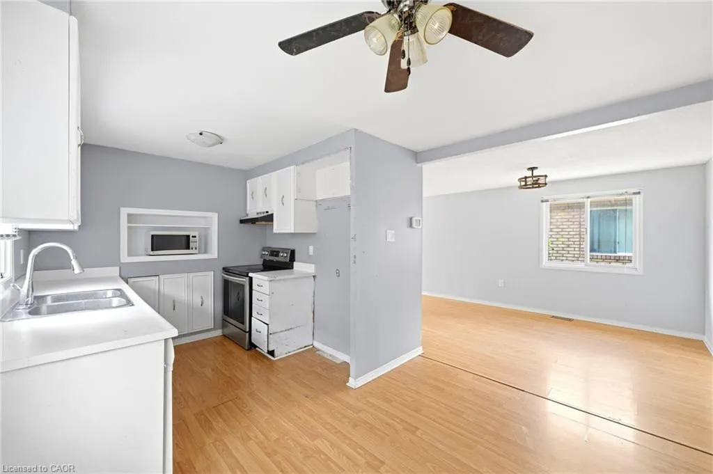 42 Geddes Crescent