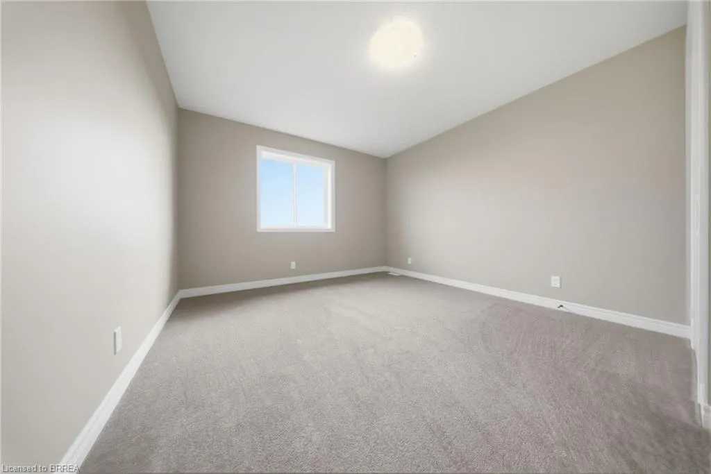 251 Lafayette Street E