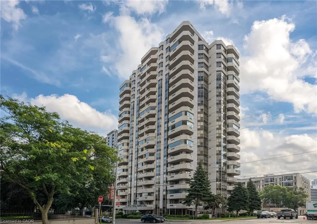 67 Caroline Street S #13A