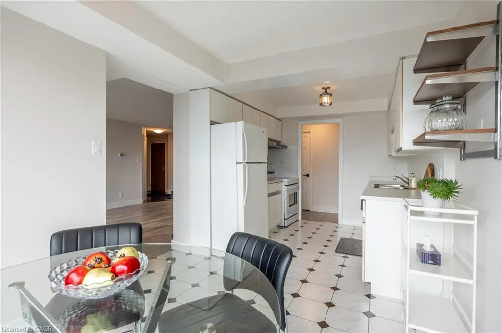 67 Caroline Street S #13A