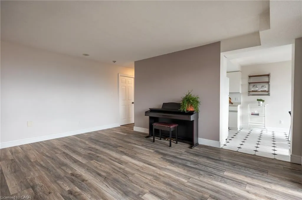 67 Caroline Street S #13A