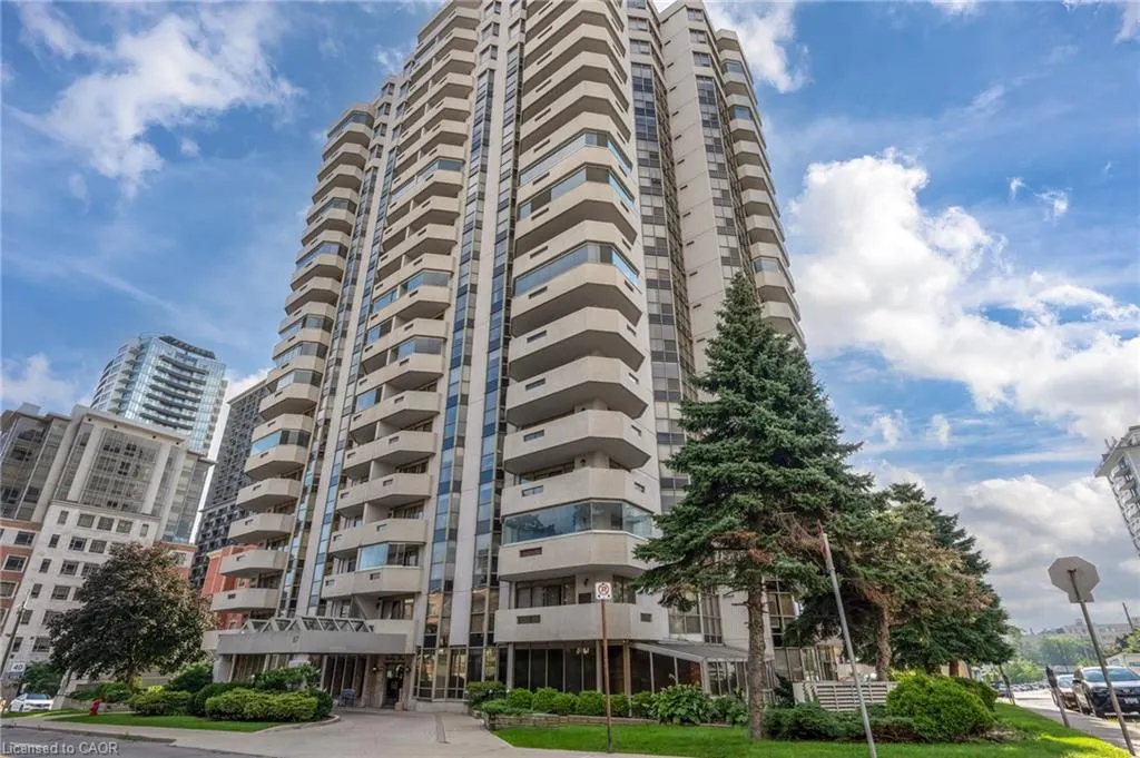 67 Caroline Street S #13A