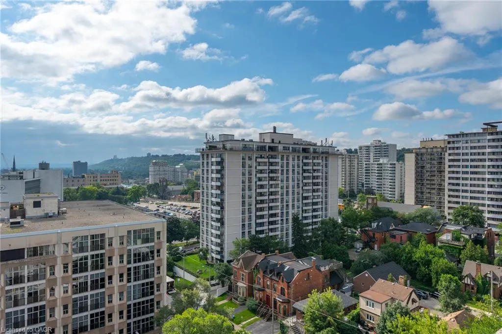 67 Caroline Street S #13A