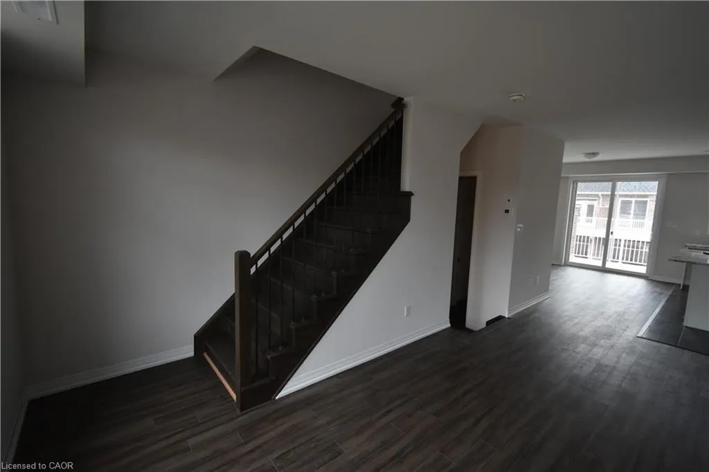 2362 New Street #4
