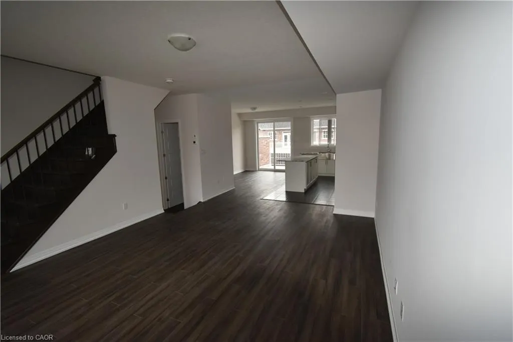 2362 New Street #4