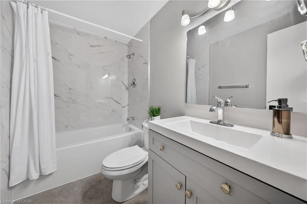 4353 Sawmill Valley Drive