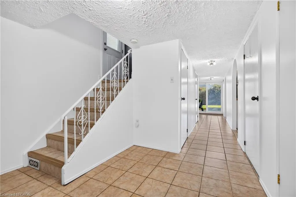 723 Greenhill Avenue
