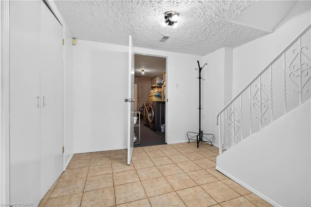 723 Greenhill Avenue