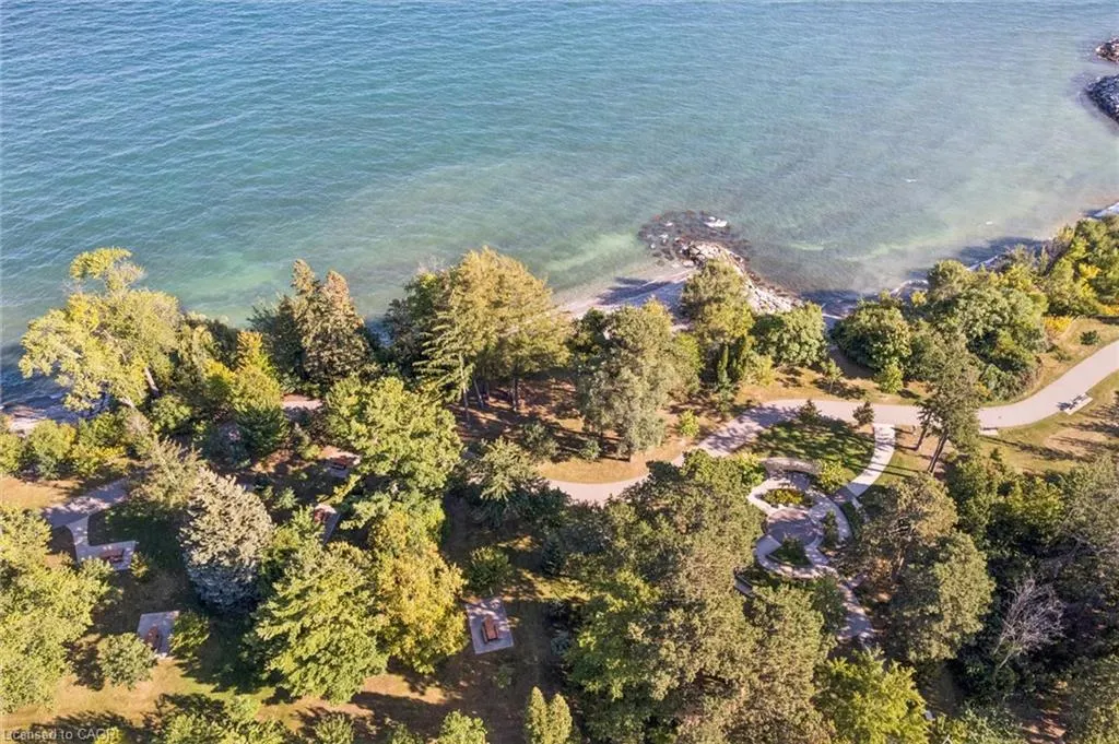 5475 Lakeshore Road #107