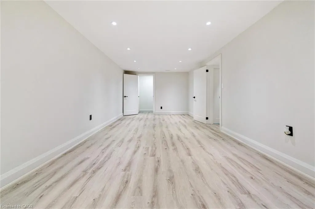 5475 Lakeshore Road #107