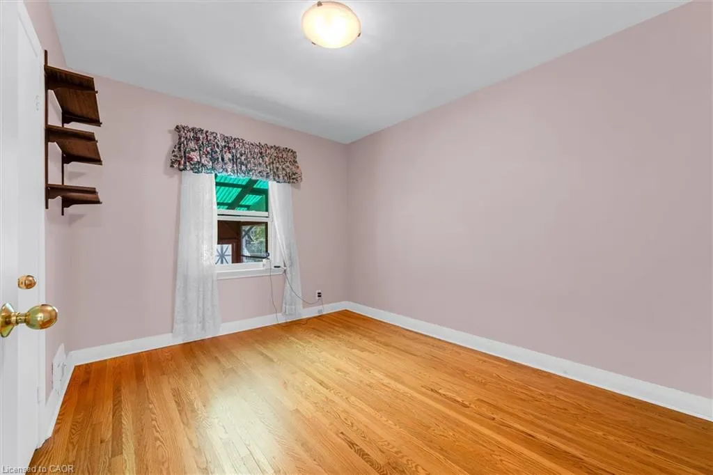 24 Muldrew Avenue