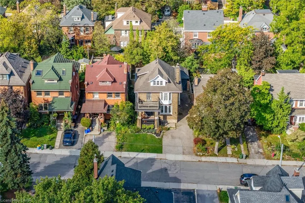 52 Fairmount Avenue