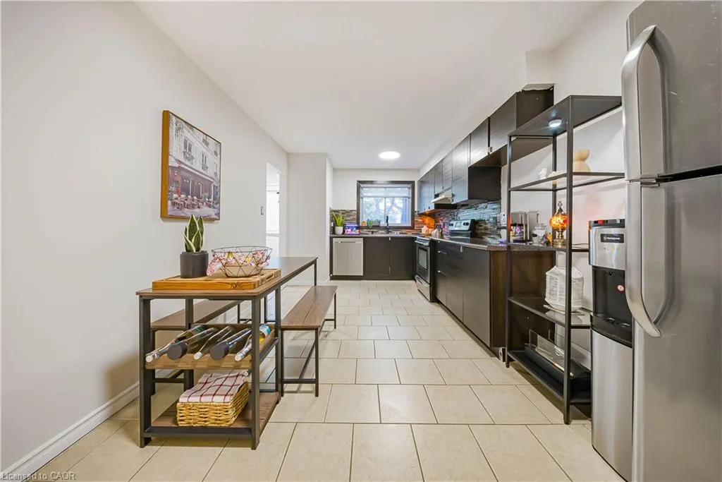 391 Pioneer Drive #3