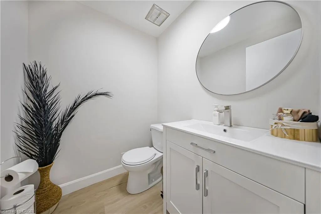 391 Pioneer Drive #3