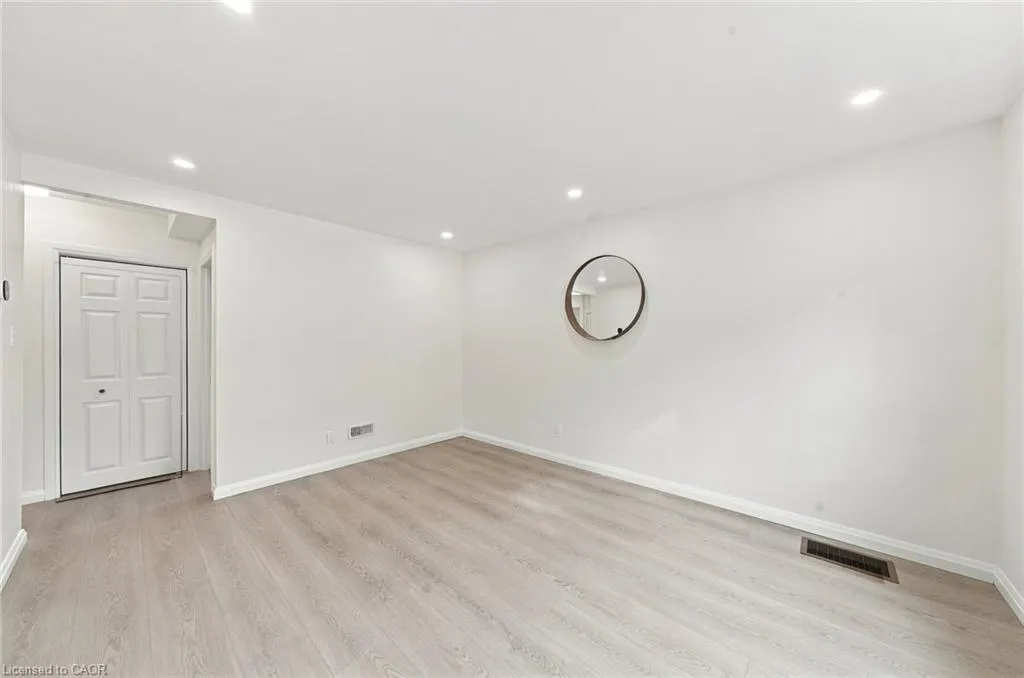 294 East 28th Street