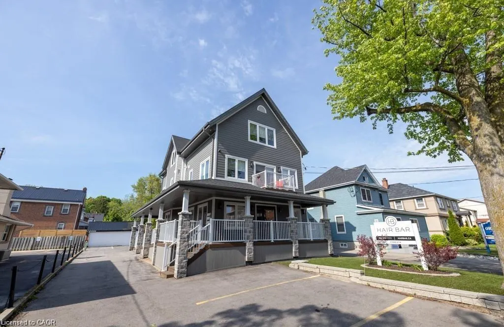 19 King Street W #2
