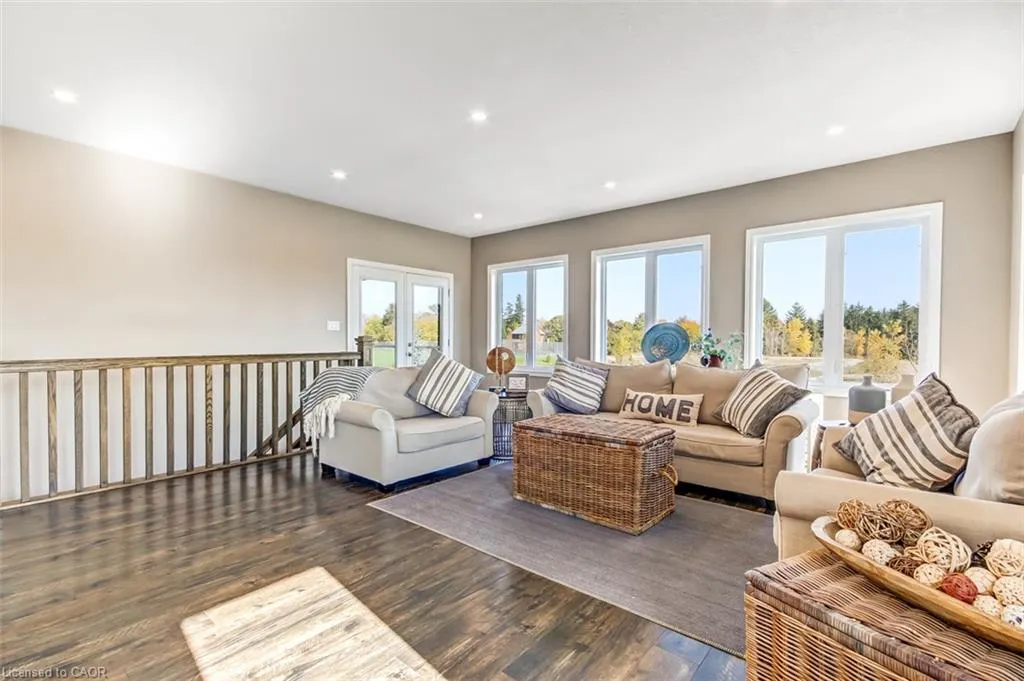 30 Whiting Drive