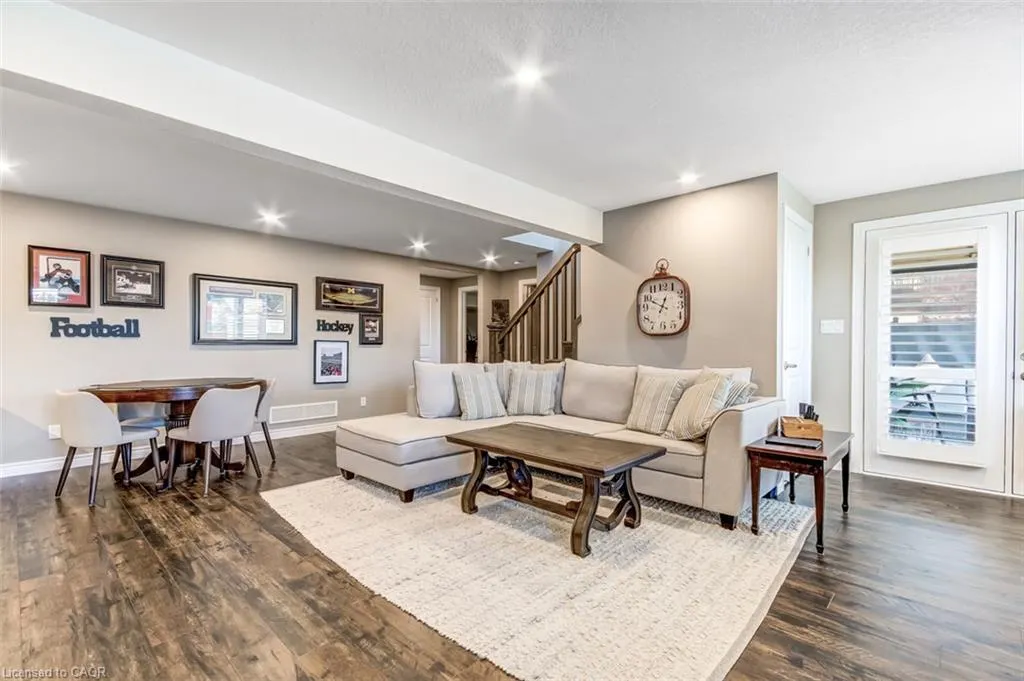 30 Whiting Drive