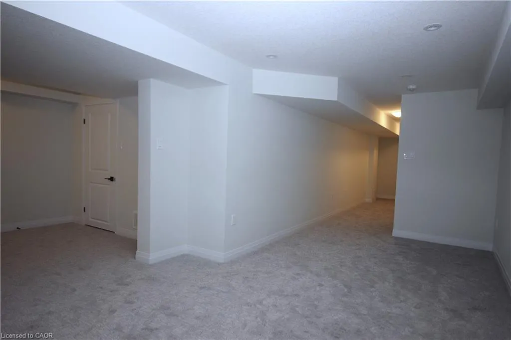 1 Dresser Lane