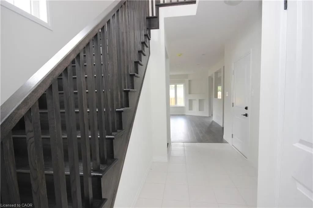 1 Dresser Lane