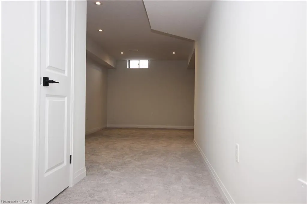 1 Dresser Lane