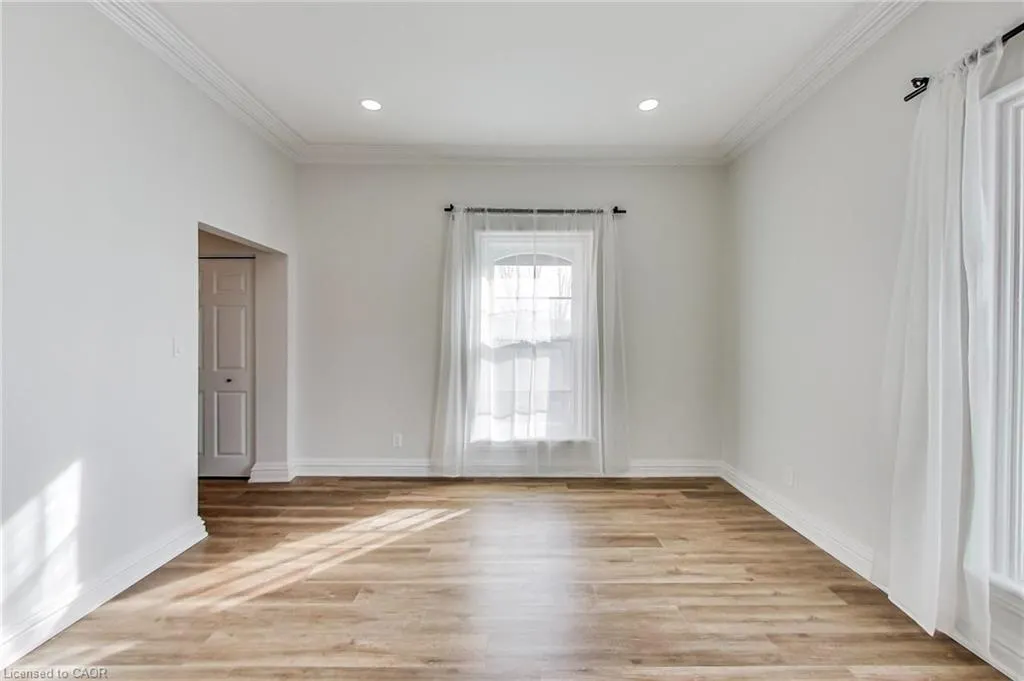 102 West Avenue #2