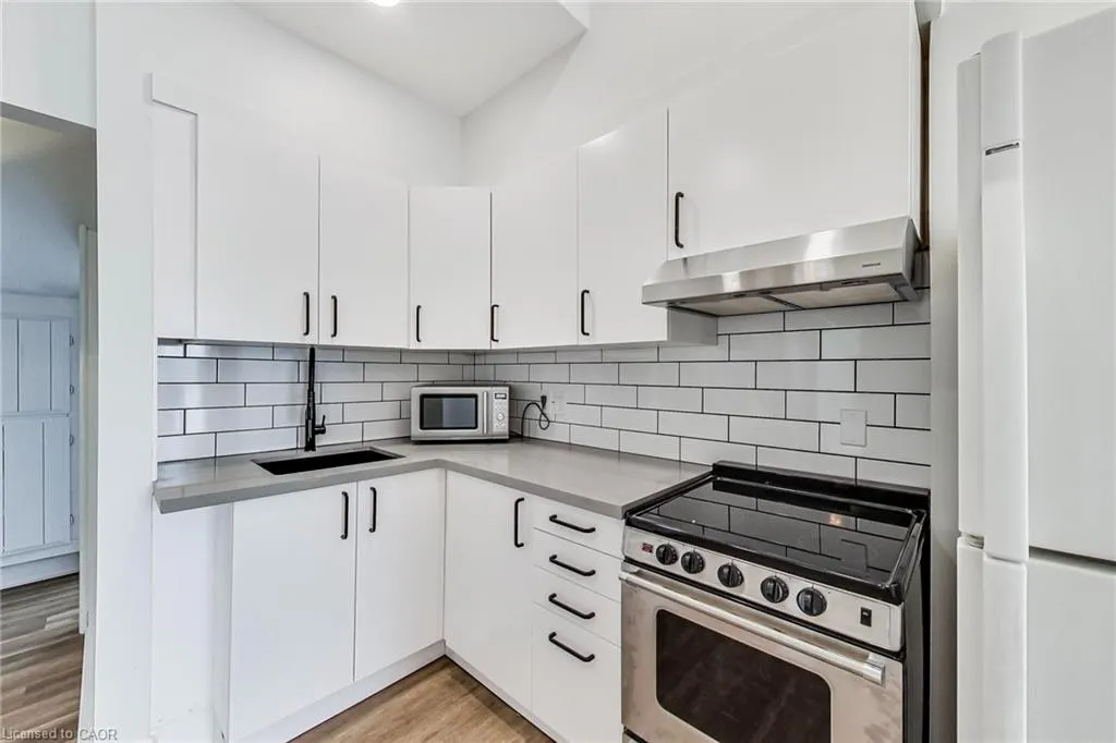 102 West Avenue #2