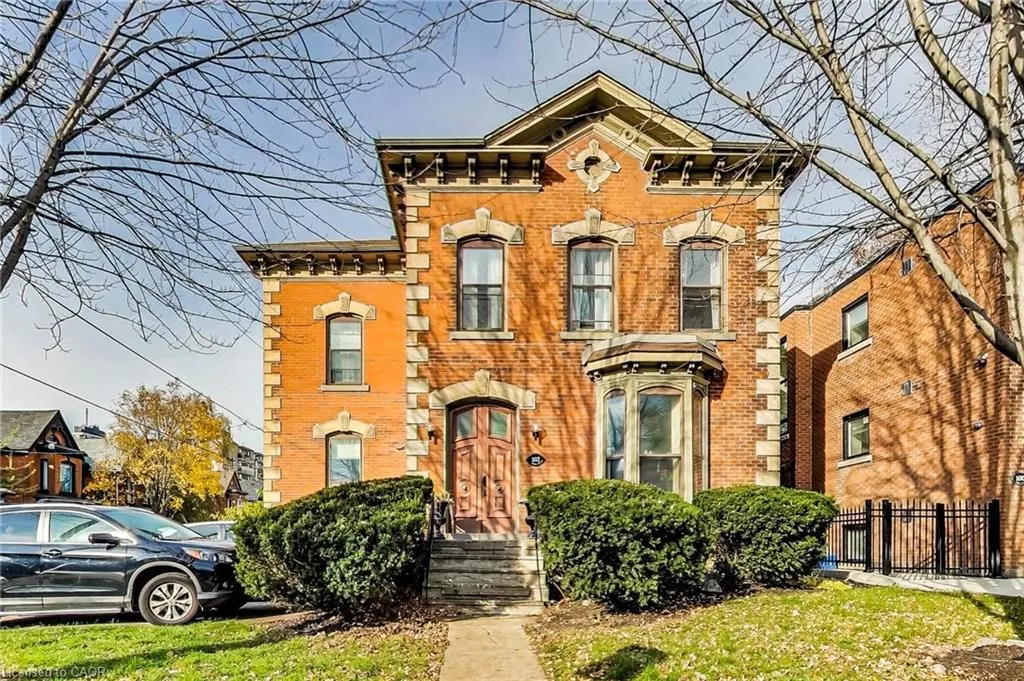 102 West Avenue #2