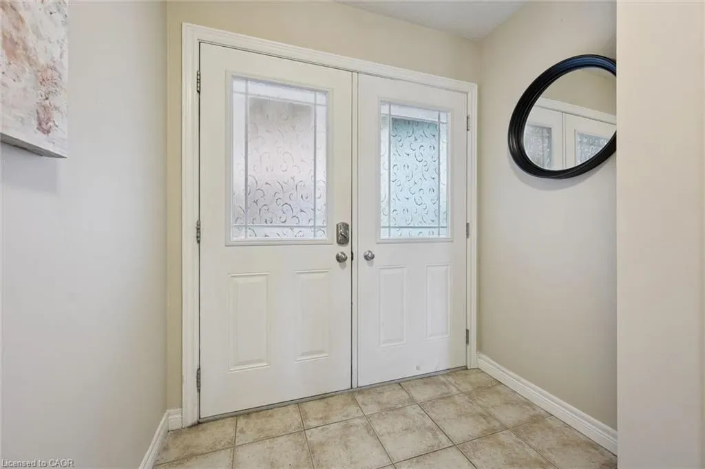 36 Oakes Crescent