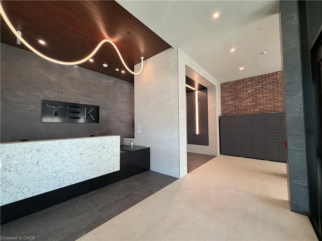 30 Francis Street S #1501