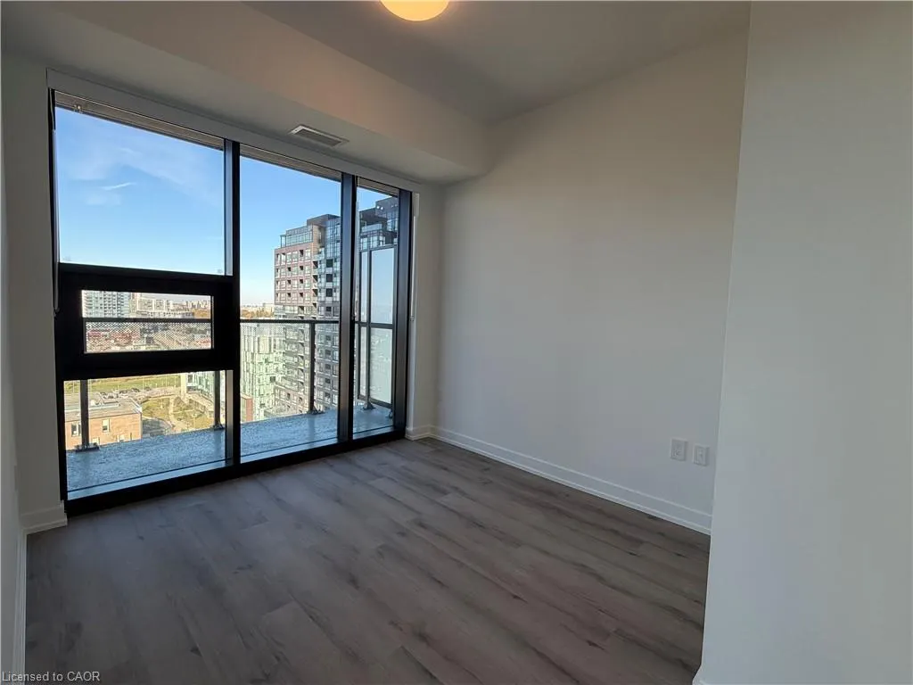 30 Francis Street S #1501