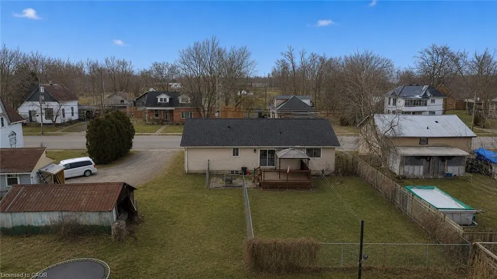 12 Main Street W