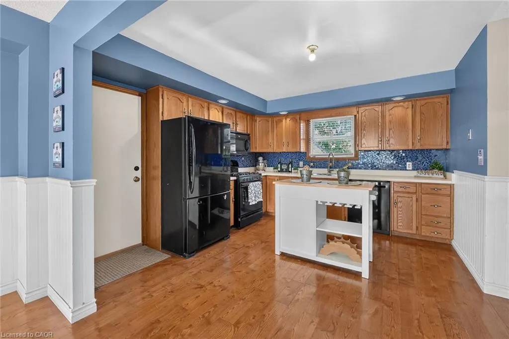 5001 Hillside Drive